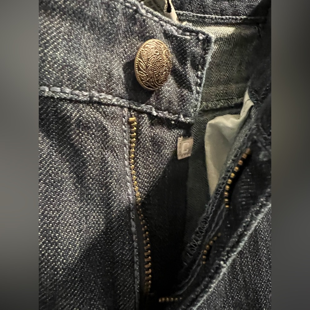 CHICOS Platinum Blue Jeans with Blue Floral Embroidered Back Pockets - Picture 5 of 11